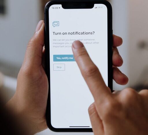 Tips for Setting Boundaries with Notifications to Boost Focus and Peace