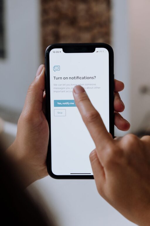 Tips for Setting Boundaries with Notifications to Boost Focus and Peace